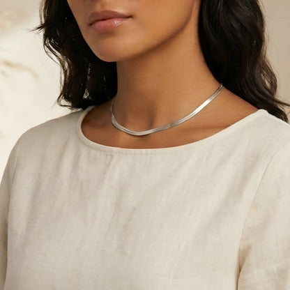 Collier Sarah